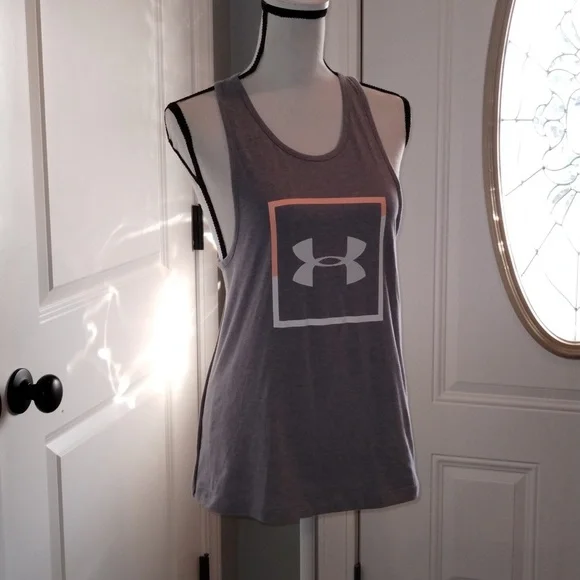 Under Armour Sleeveless Shirt - Picture 1 of 6